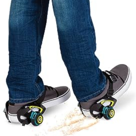 Razor Heavy Duty Jetts Heel Wheels With Spark Skid Pads, And Hook Loop Stap - Picture 1 of 4